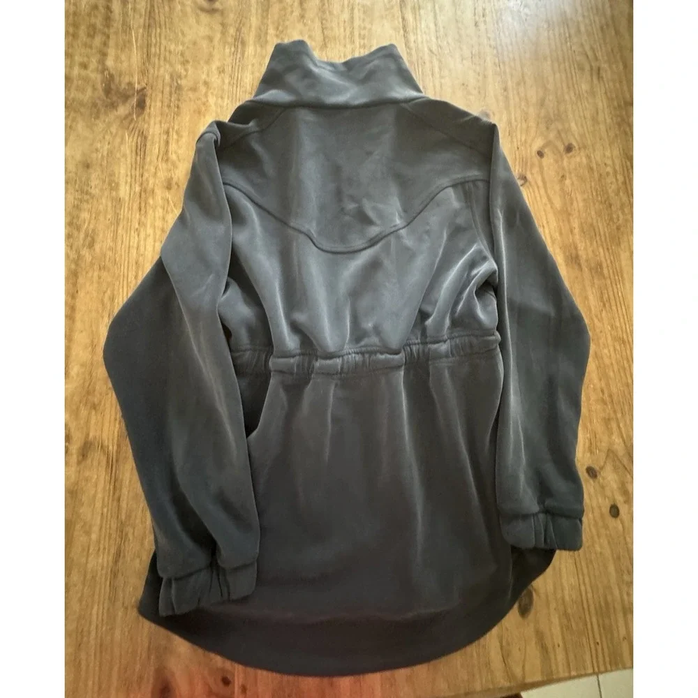 Lululemon  Softstreme Cinch Waist Jacket Sz 4 Graphite Grey Full Zip